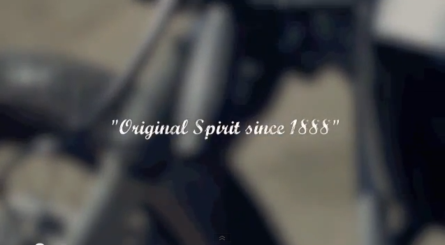 Fotograma del vídeo de la Festa Major 2011 amb el lema «Original Spirit since 1888».