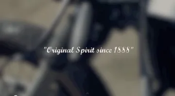 Fotograma del vídeo de la Festa Major 2011 amb el lema «Original Spirit since 1888».